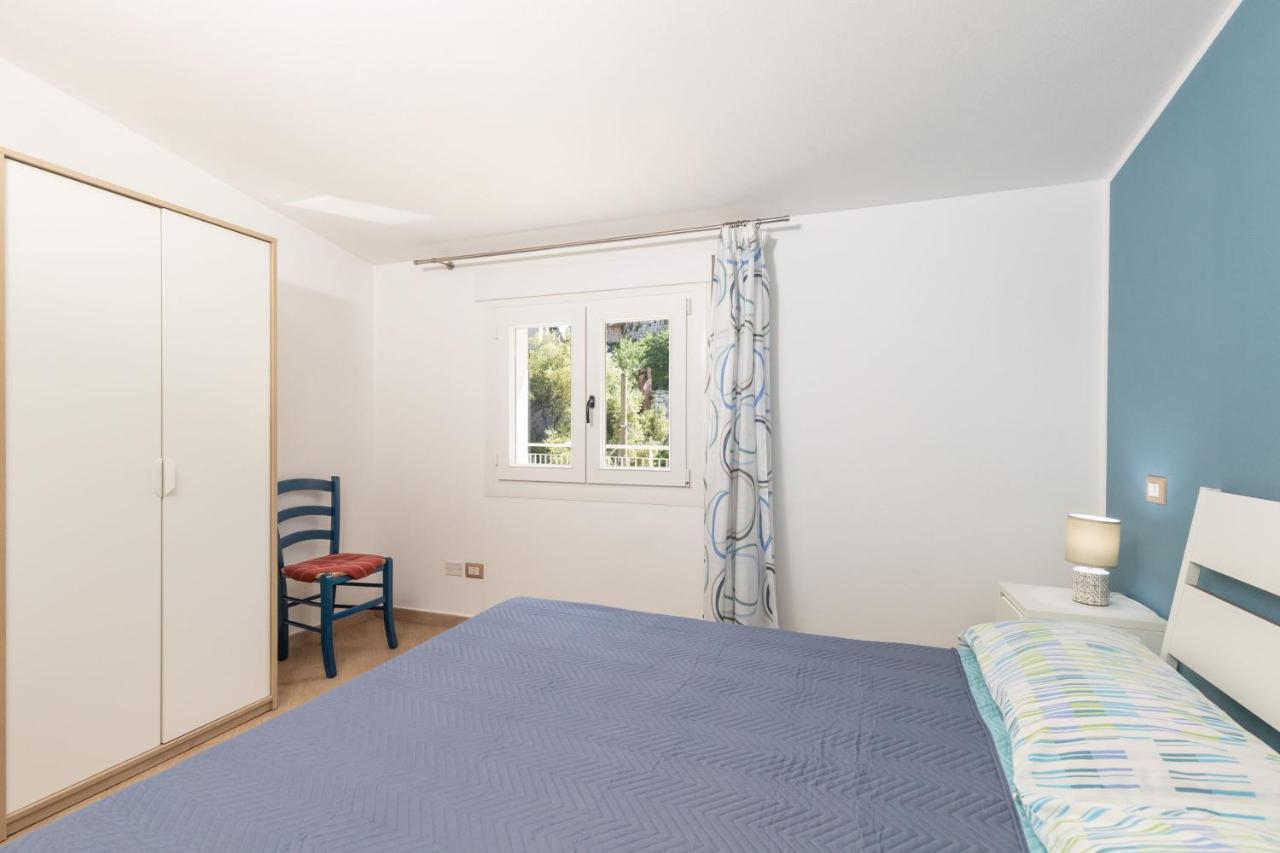 Ferienwohnung Mansarda Moro Baunei Exterior foto