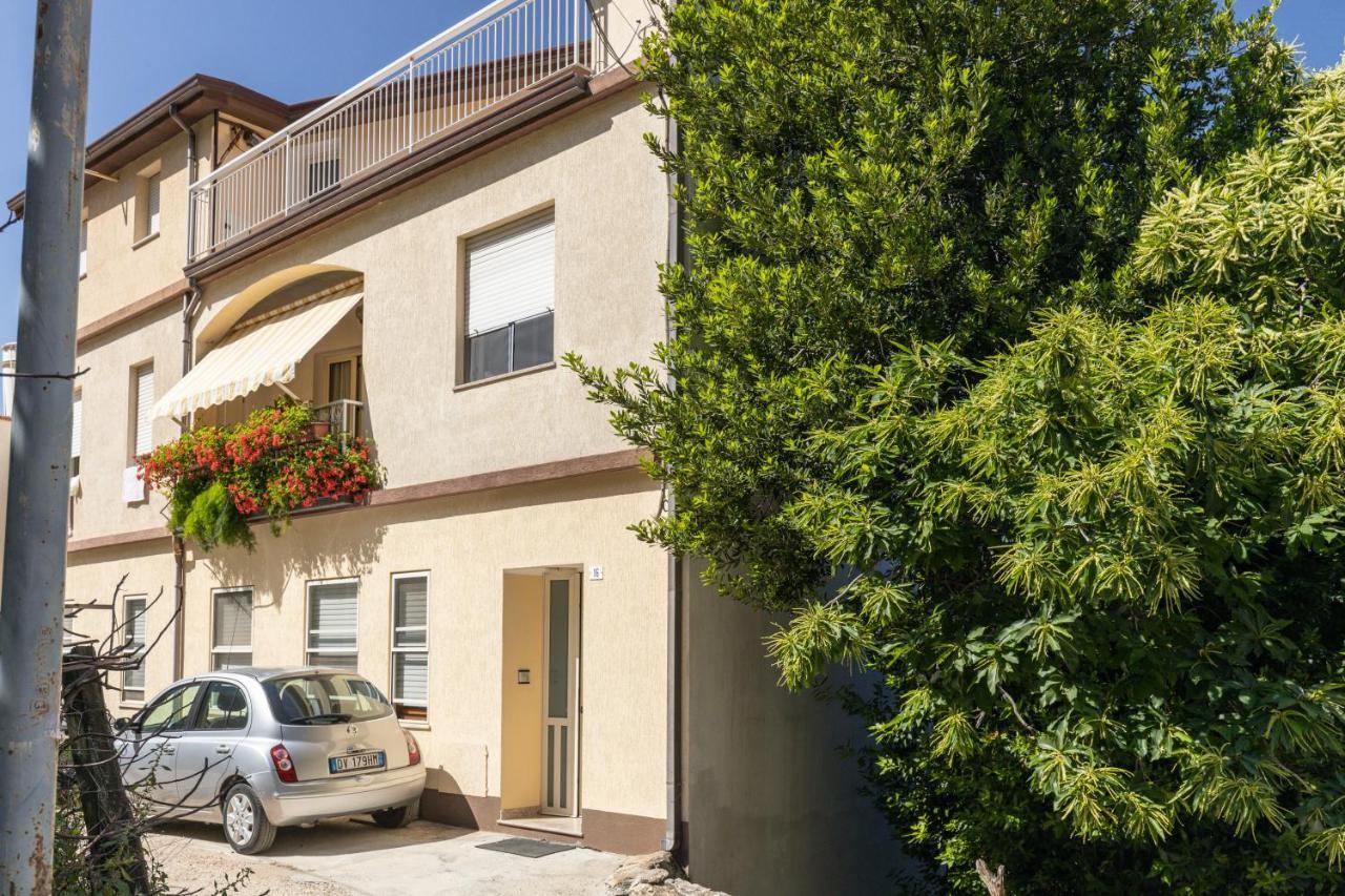 Ferienwohnung Mansarda Moro Baunei Exterior foto